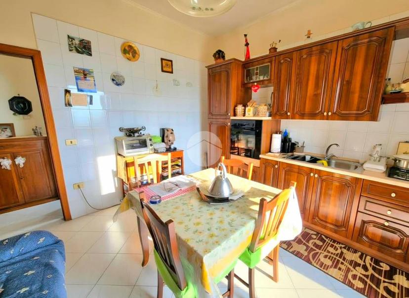 Casa indipendente in Via Pagliarelle, Torre del Greco — foto 3 di 5