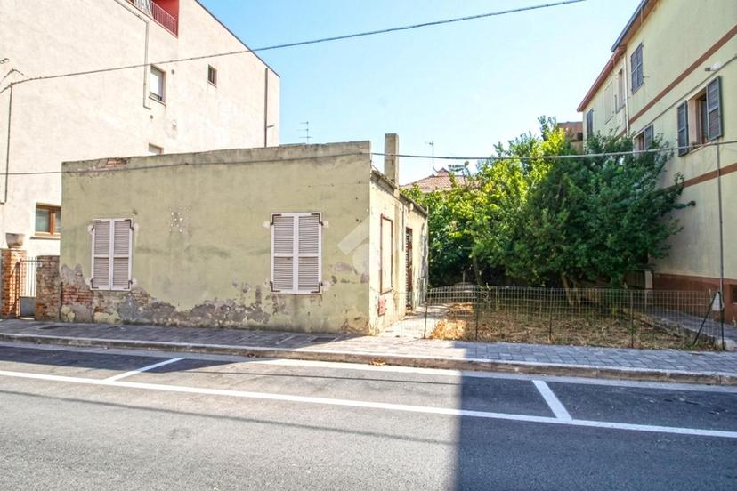 Casa indipendente in Via C. Colombo 4, Porto Sant'Elpidio — foto 2 di 5