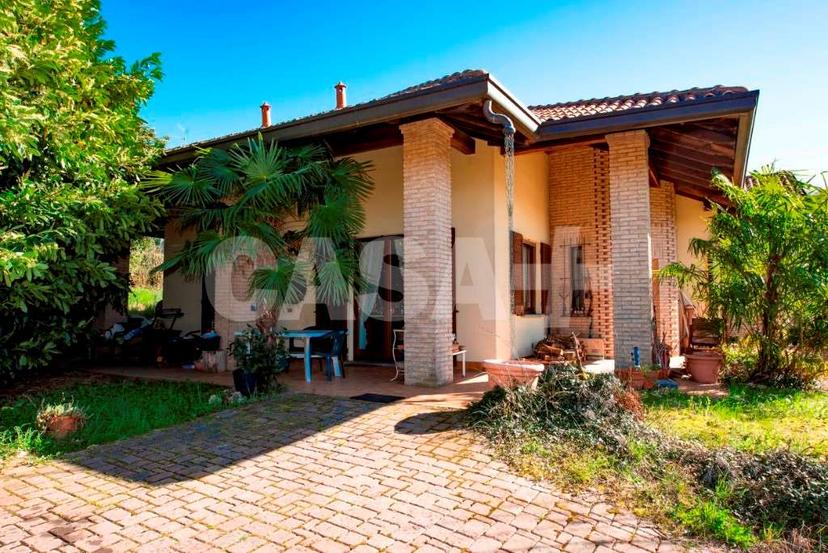 Villa bifamiliare, Morazzone — foto 3 di 5