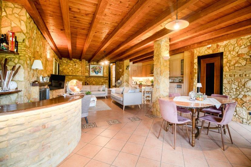 Villa in Via Licini 16, Ortona — foto 5 di 5