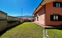 Villa a schiera in Via Silvio Borgis, Bruzolo
