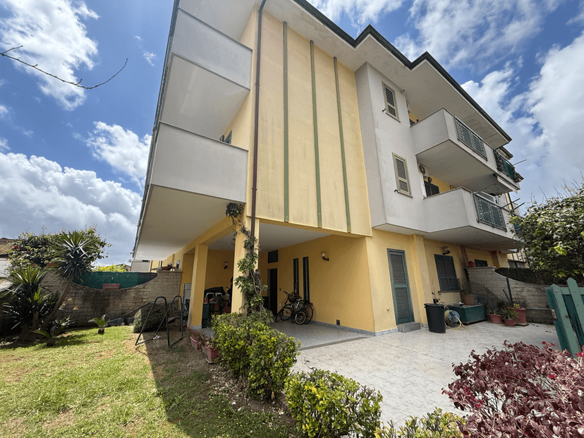 Villa bifamiliare in Corso Italia 249, Villaricca — foto 4 di 5