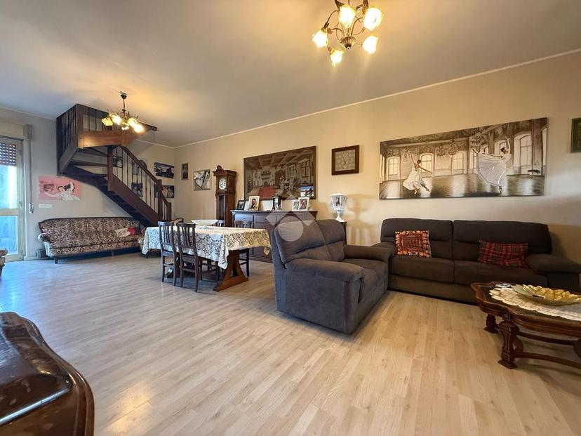 Villa in Str. del Salice Nuovo 106, Foggia — foto 4 di 5