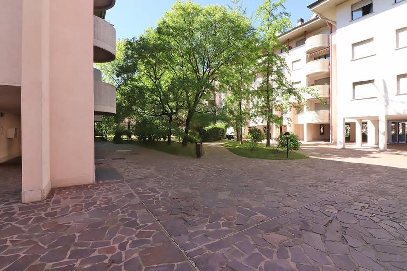 Trilocale in Via Luigi Cadorna 32, Vimercate — foto 2 di 5