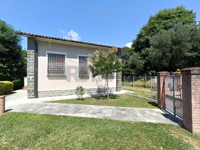 Villa, Bagni di Lucca — foto 2 di 5