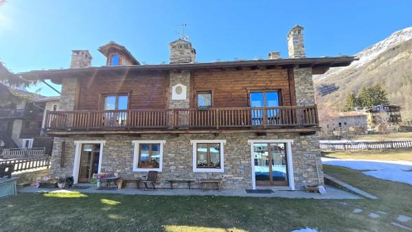Villa bifamiliare in Frazione Gimillan 141, Cogne — foto 3 di 5