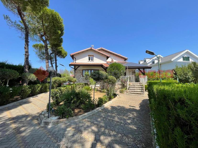 Villa in Viale del Club 6, Statte — foto 3 di 5