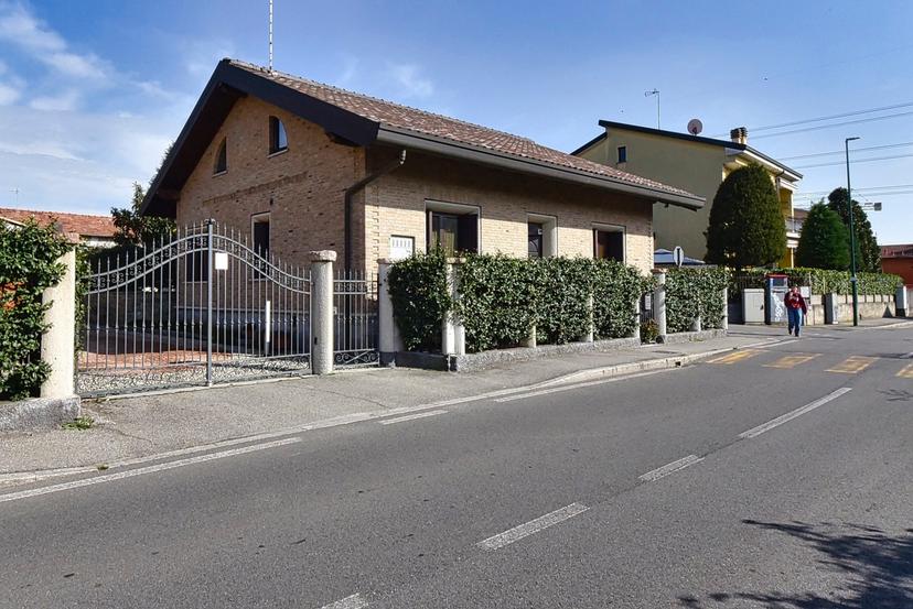 Villa in Via San Martino 58, Paderno Dugnano