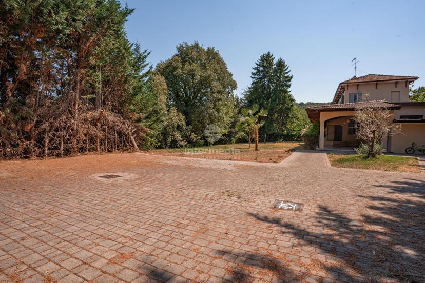 Villa in Via Rizzardi Luigi 116, Concesio