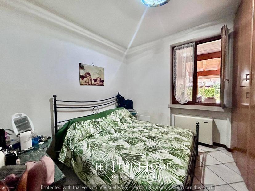 Bilocale in Via Giulio Cesare, Desenzano del Garda — foto 2 di 5