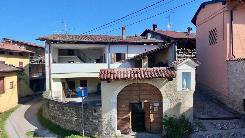 Casa indipendente in Via Borbone 26, Ome — foto 2 di 5