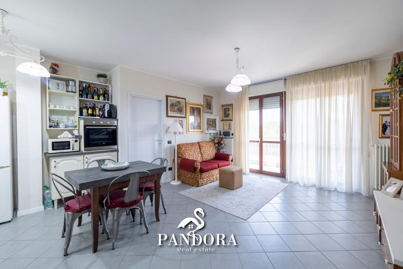 Appartamento in Via Cadore 28, Cardano al Campo — foto 4 di 5