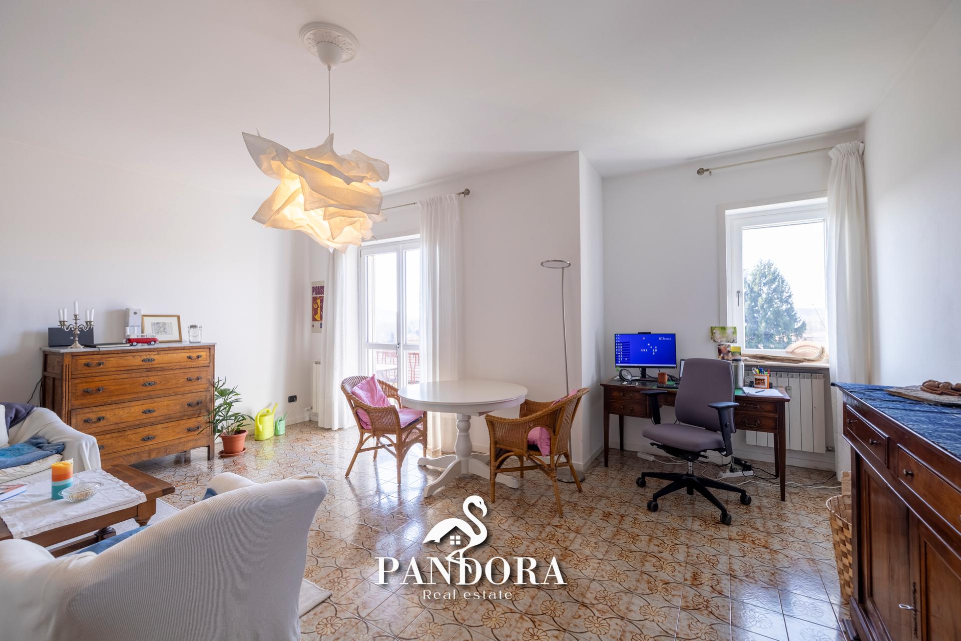 Appartamento in Via Cavalieri di Vittorio Veneto 7, Angera