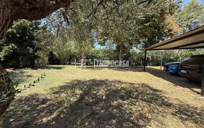 Villa a schiera in Via del Mare, Foggia — foto 3 di 5