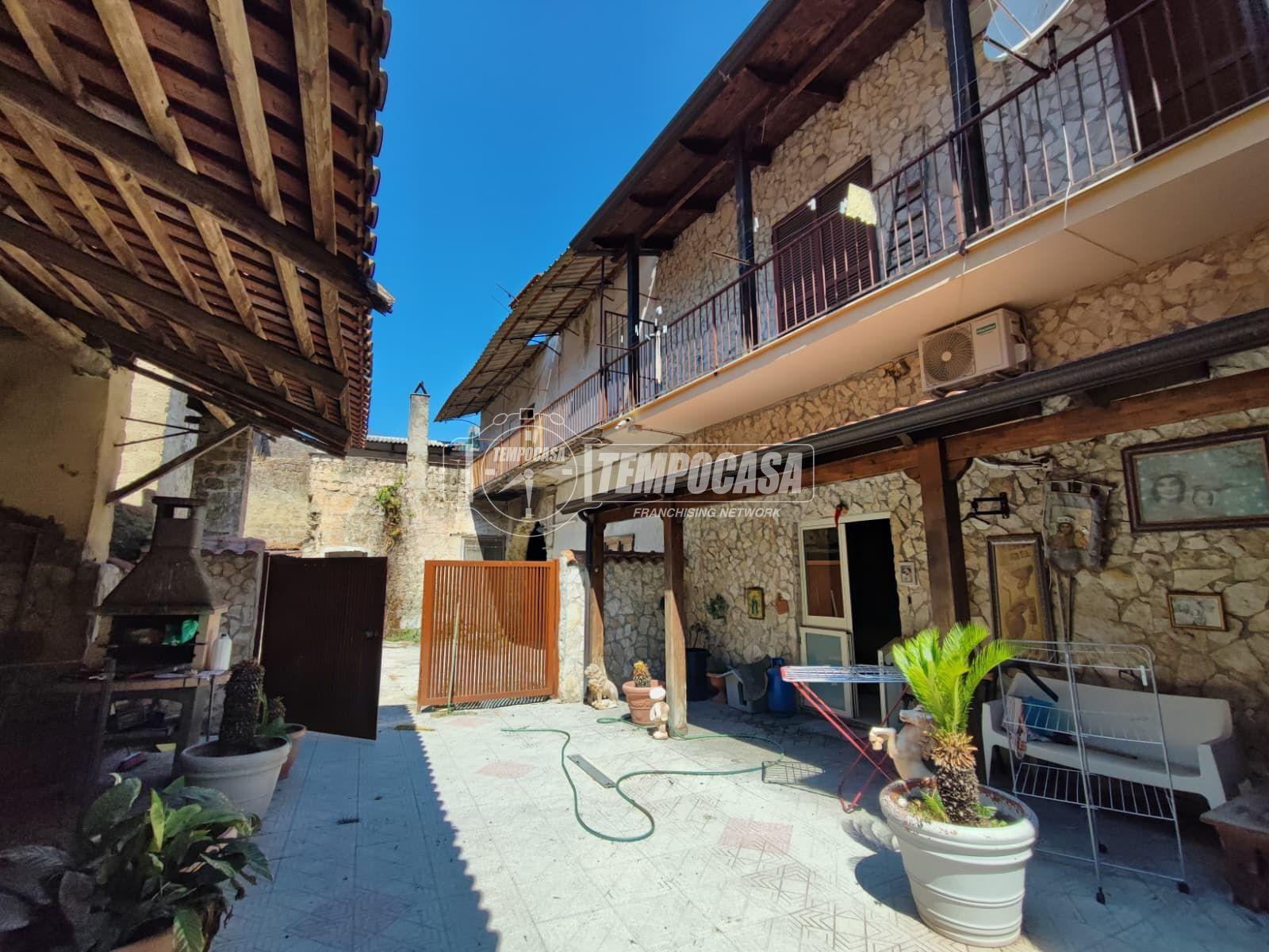 Casa indipendente in Via Costanzo 115, Lusciano