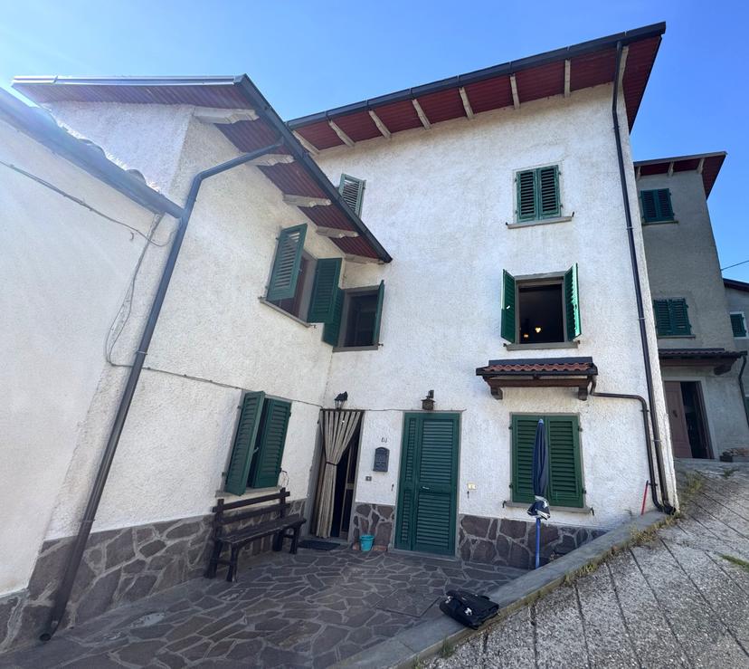 Casa indipendente in Località La Rocca, Vernio — foto 3 di 5