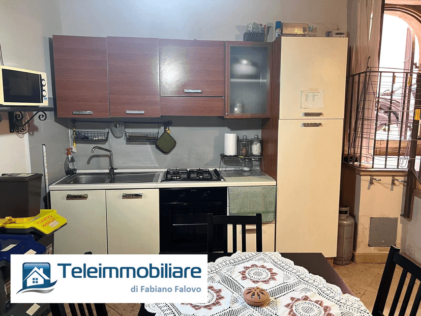 Loft in Via Santi Martiri 2, Terracina — foto 3 di 5