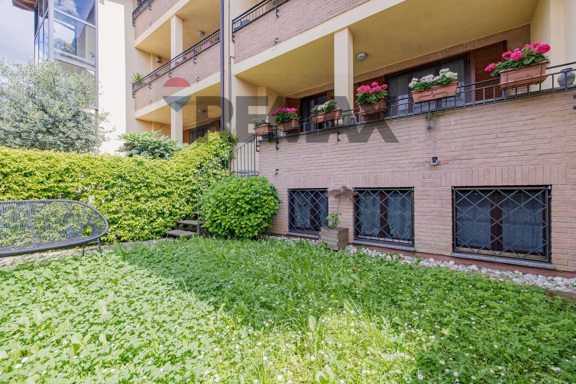 Trilocale in Via Giuglielmo Oberdan 28, Limbiate