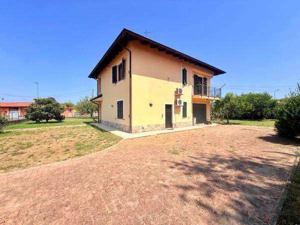 Villa in Via Enrico Berlinguer, Castellazzo Bormida