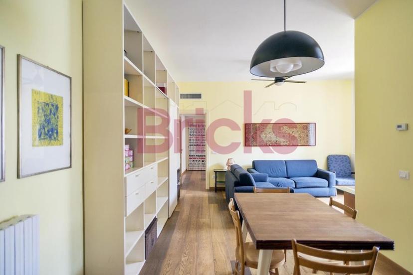 Quadrilocale in Via Vigevano 32, Milano