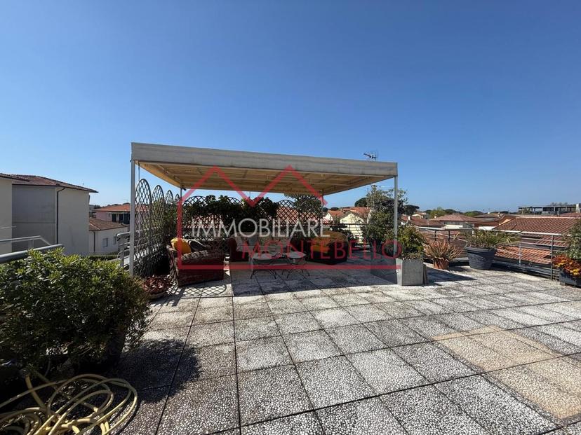 Attico in Camaiore, Camaiore — foto 2 di 5