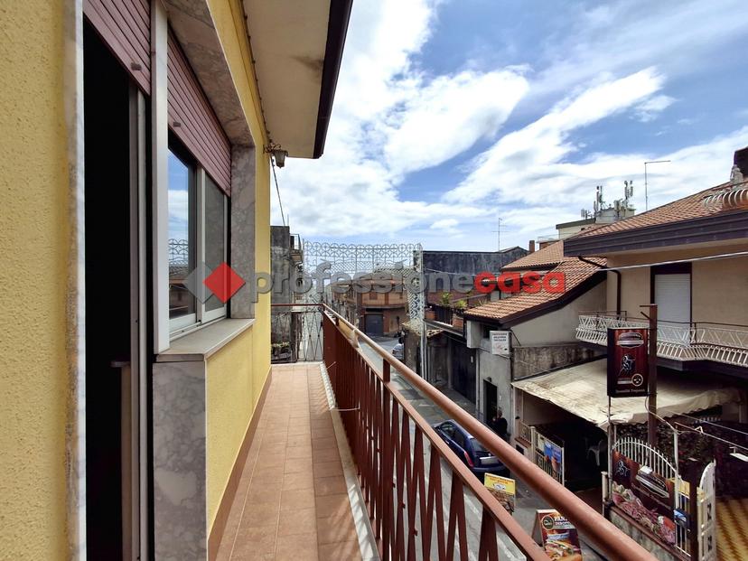 Trilocale in Via Francesco Crispi 102, Trecastagni — foto 5 di 5