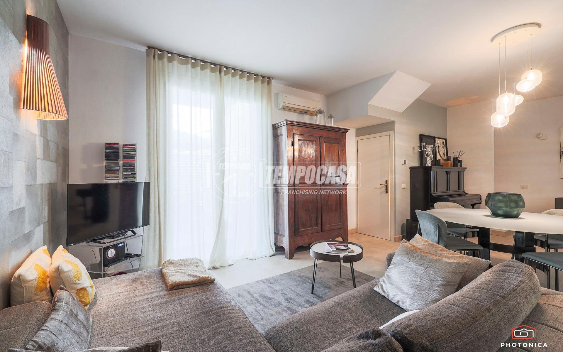Casa indipendente in Viale dei Pini, Riccione