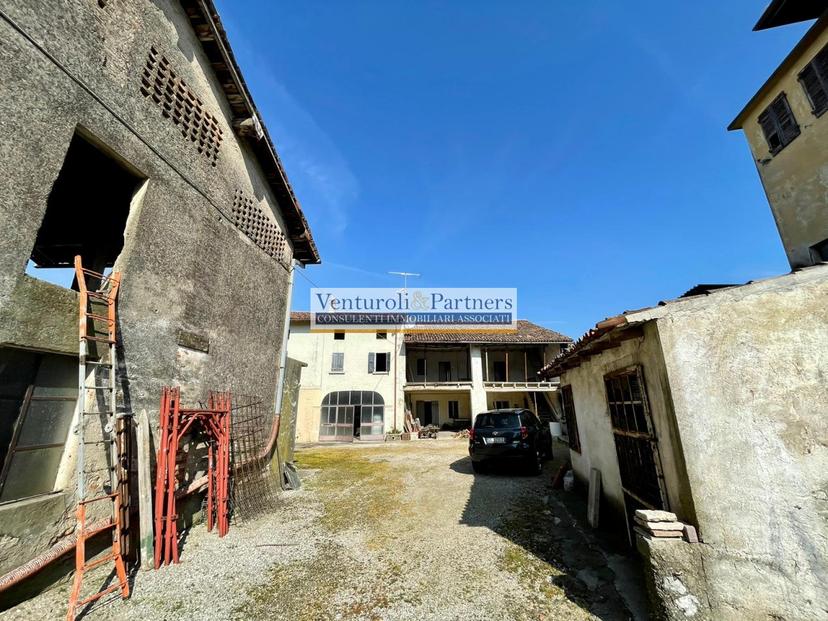 Cascina in Via Schia, Lonato del Garda — foto 2 di 5