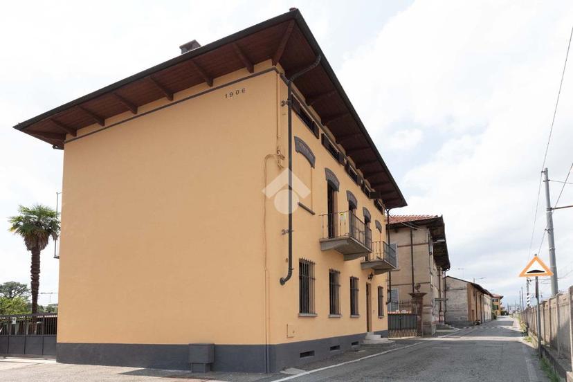 Villa in Via Camossetti 12, Ciriè — foto 3 di 5