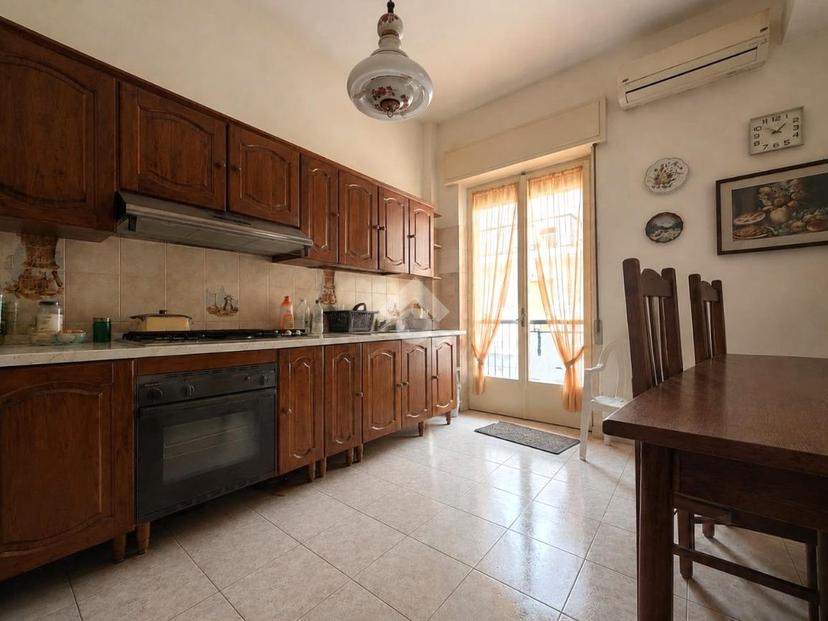 Trilocale in Via Polistena 35, Reggio di Calabria — foto 2 di 5