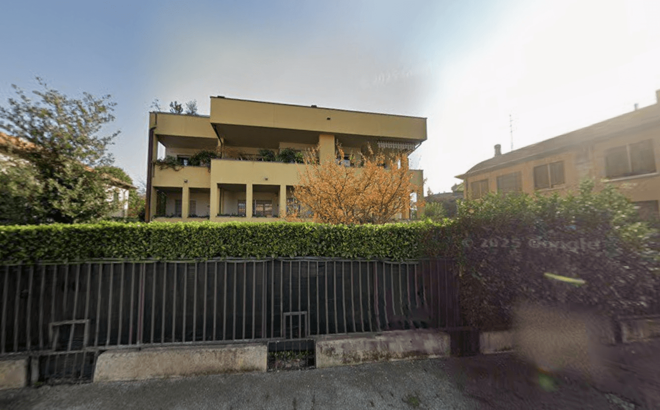 Stanza in appartamento in Via Giacomo Puccini, Monza