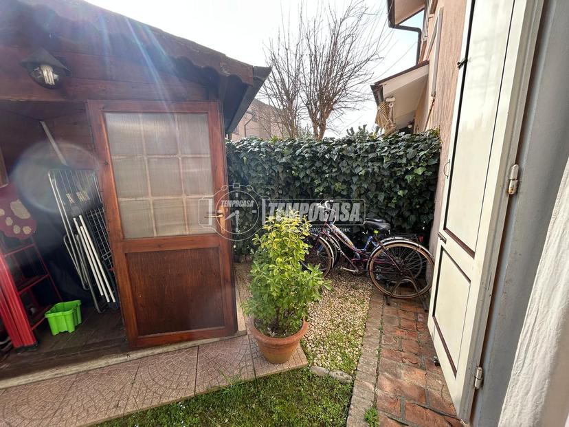 Villa a schiera in Viale Alaska, Comacchio