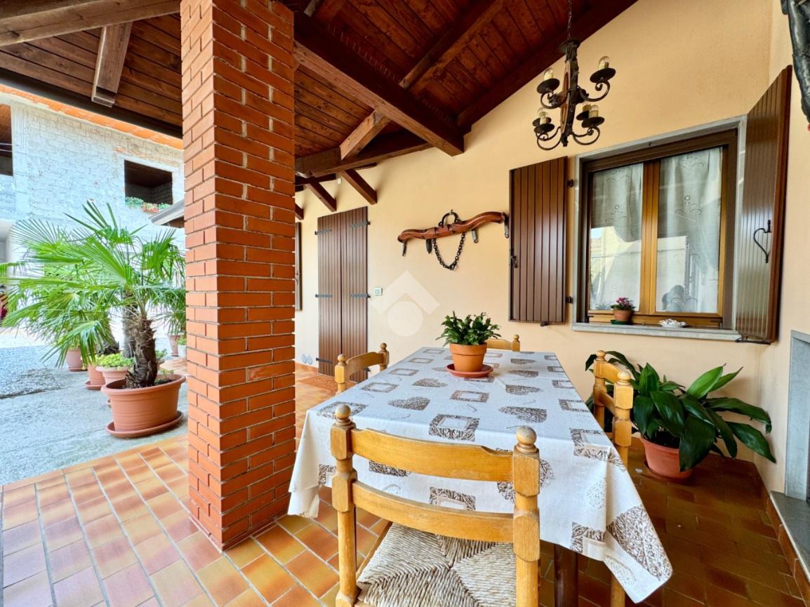 Casa indipendente in Via Roma 40, Pradamano