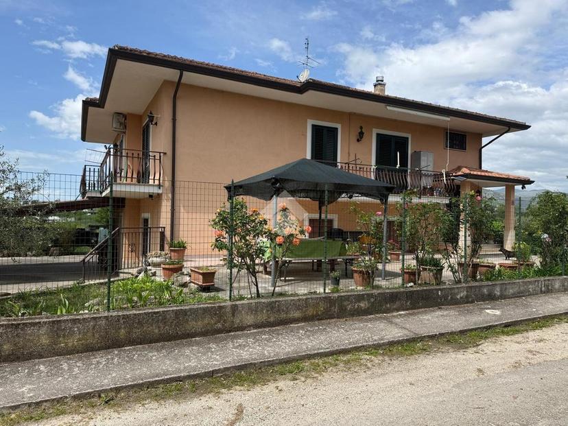 Villa in Via Sant'Angelo 152, Cassino — foto 3 di 5