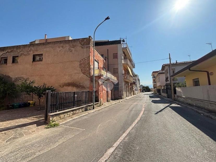 Casa indipendente in Via Alarico Ciotti 15, Cisterna di Latina — foto 3 di 5