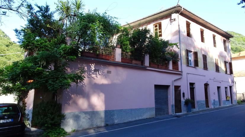 Rustico in Via Roma 39, Nasino — foto 2 di 5