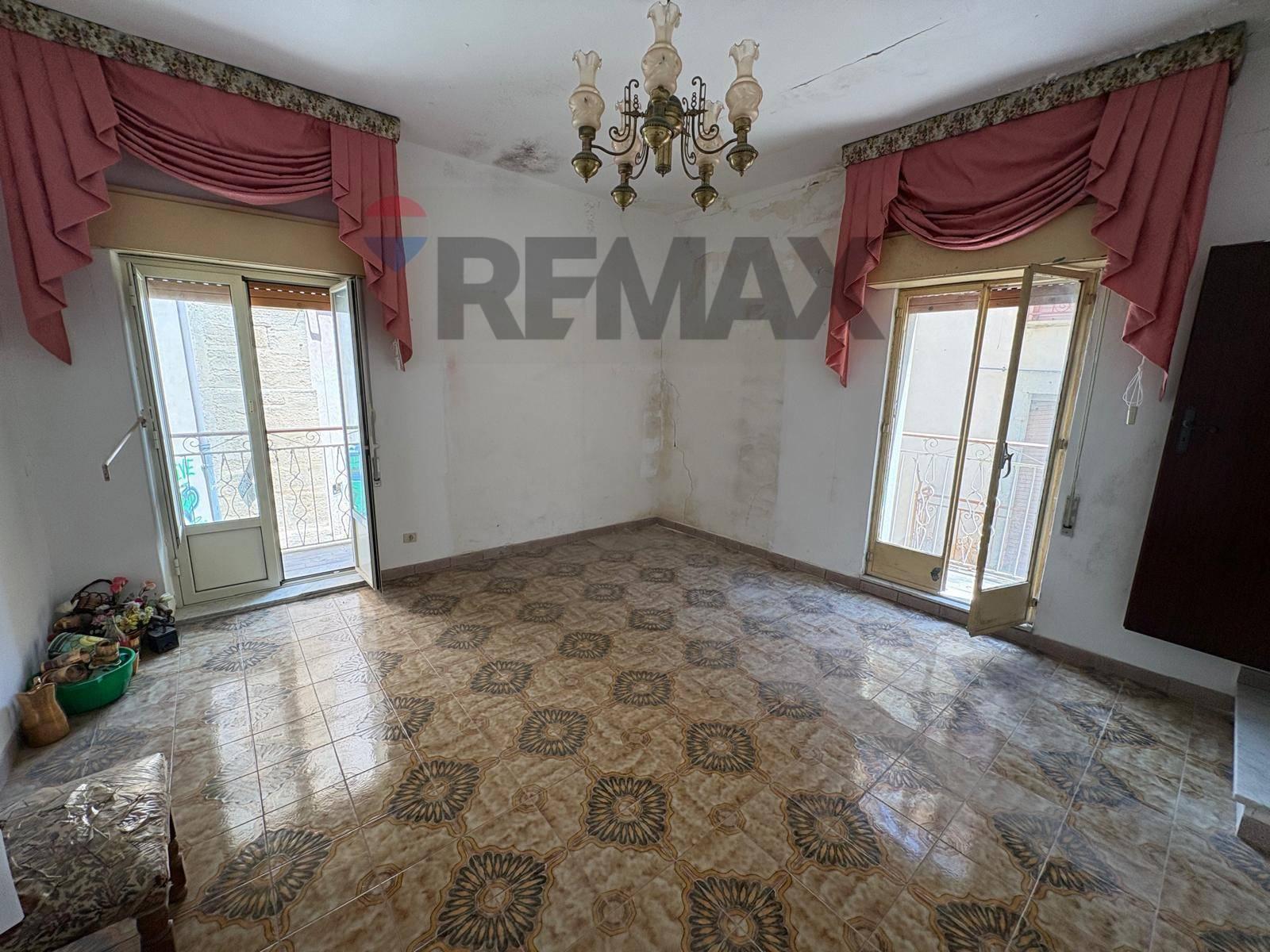 Casa indipendente in Via Mannelli 2, Caltagirone