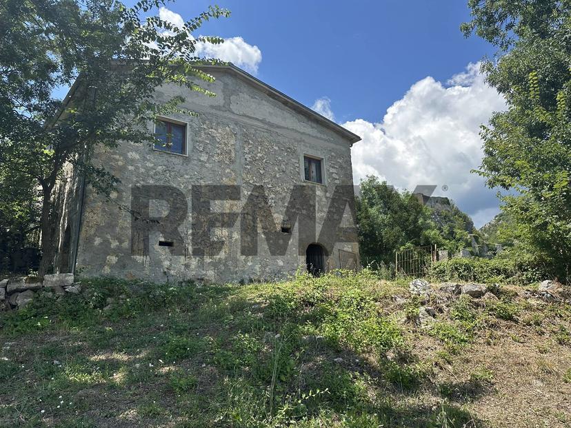 Rustico in Via Sant'Erasmo Snc, Rocchetta a Volturno — foto 4 di 5