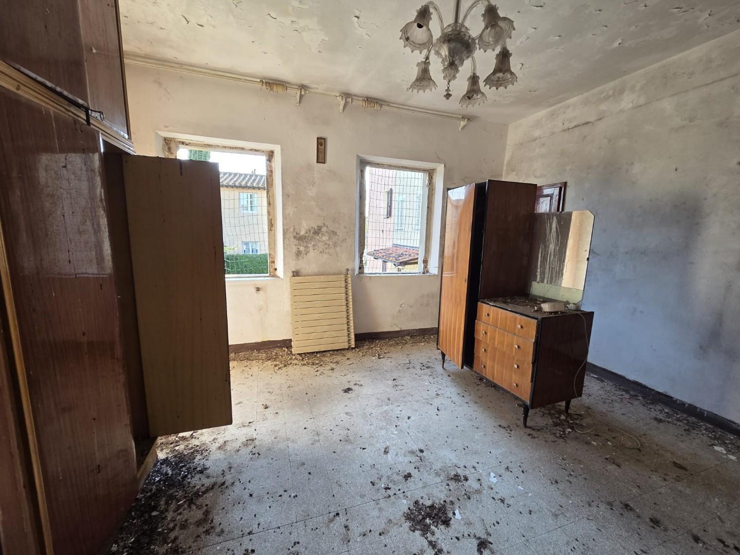 Porzione di casa in a di Montecarlo 32, Montecarlo