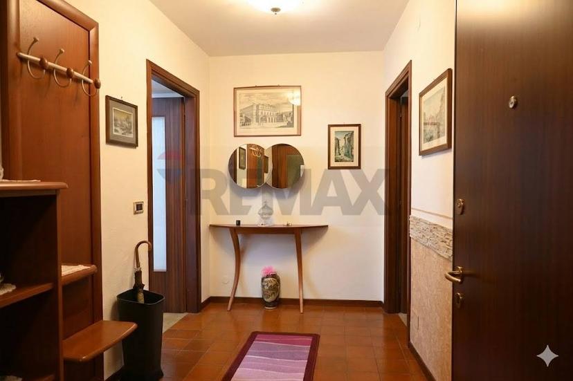 Trilocale in Via Roncaglia Entro 76, San Giovanni Bianco — foto 3 di 5
