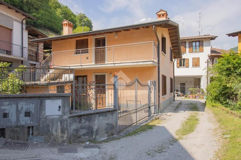 Quadrilocale in Via C. Goldoni, Gardone Val Trompia — foto 4 di 5