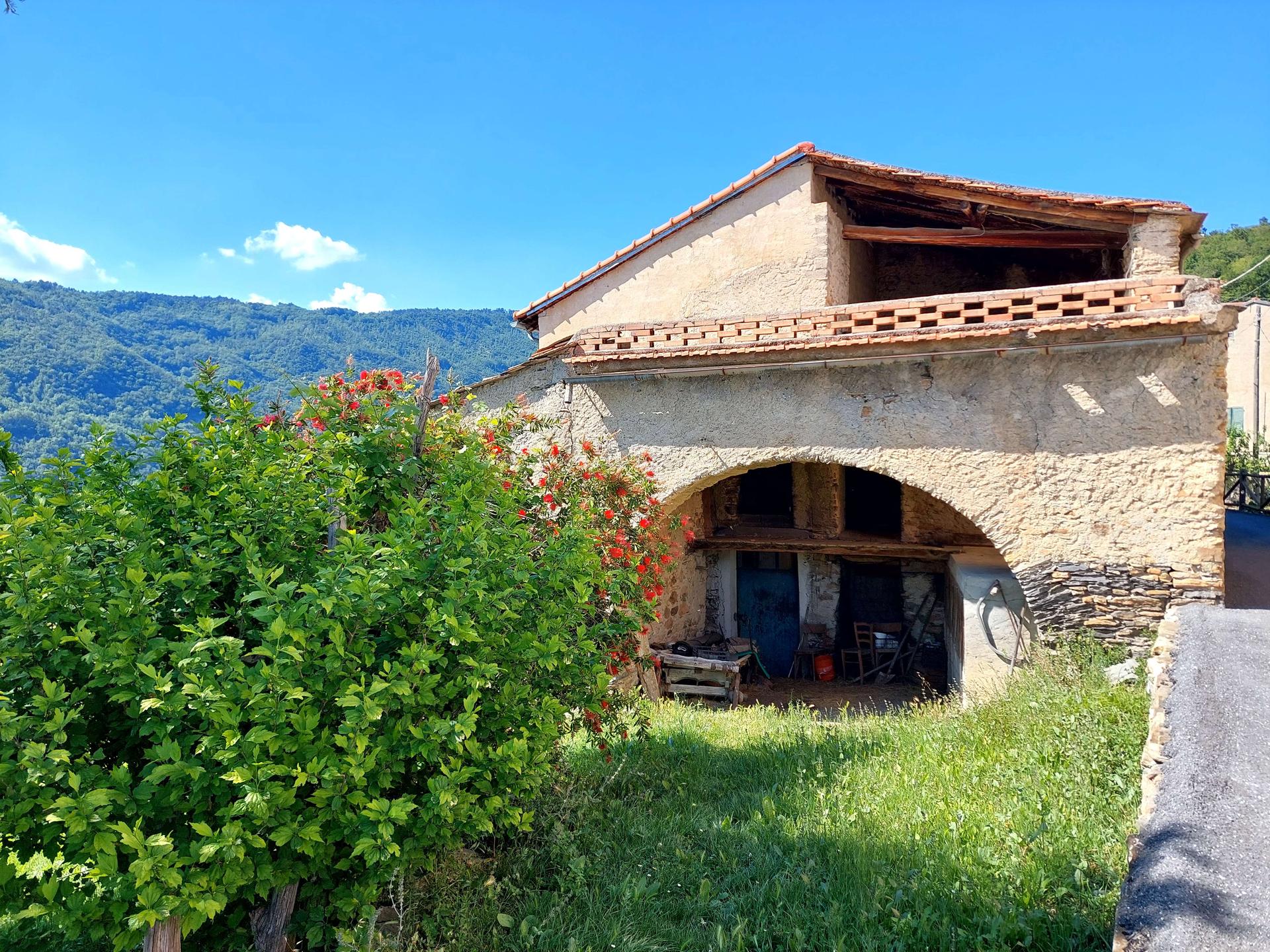 Rustico in Località Costa  1, Onzo