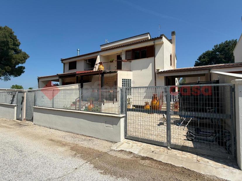 Villa a schiera in Viale Raffaello  1/a, Statte — foto 2 di 5