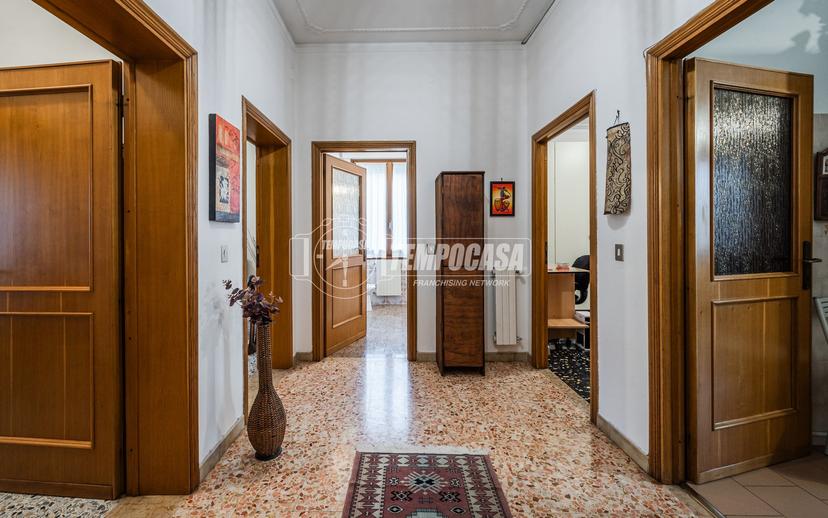 Trilocale in Via San Martino, Correggio — foto 4 di 5