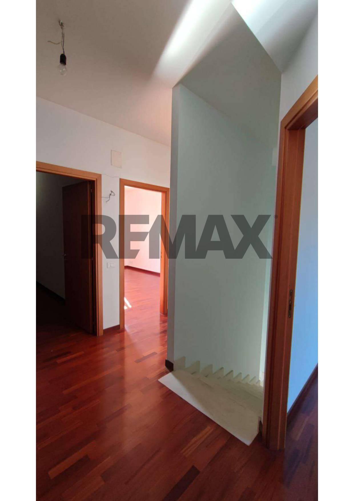 Villa a schiera in Via Castelnuovo Don Bosco 15, Acireale