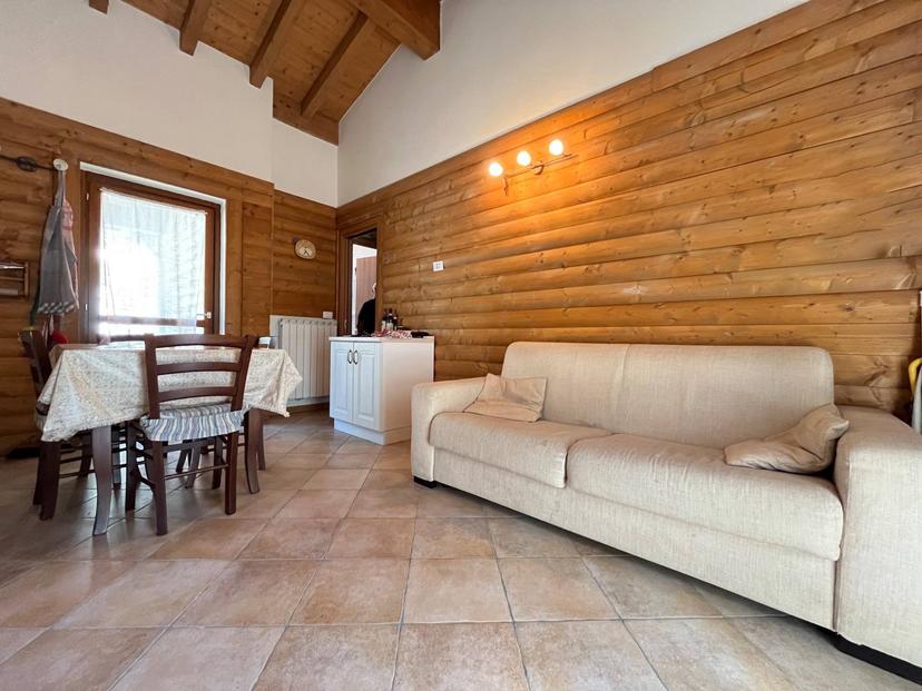 Trilocale in Via Ettore Cozzani 45, Isola di Fondra — foto 2 di 5