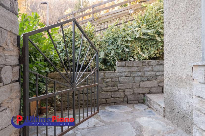 Villa unifamiliare in Frazione Villes Dessus 1, Introd — foto 5 di 5