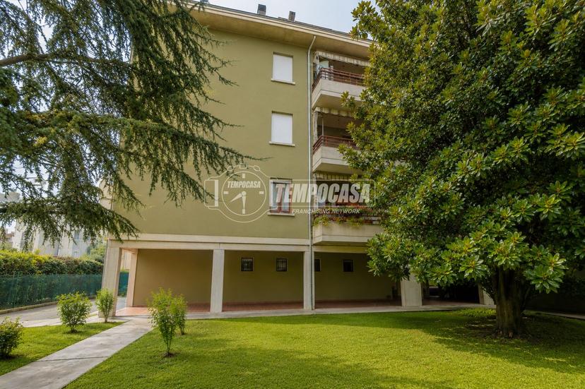 Trilocale in Via Giuseppe Verdi 44, Montecchio Emilia — foto 3 di 5