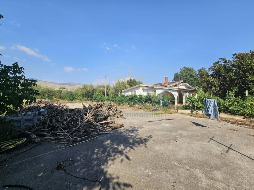 Villa in Via Casilina, Pignataro Maggiore — foto 3 di 5