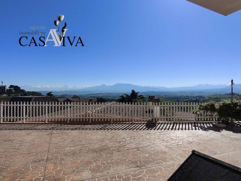 Casa indipendente in Viale Cristoforo Colombo 6, Acquaviva Picena — foto 3 di 5